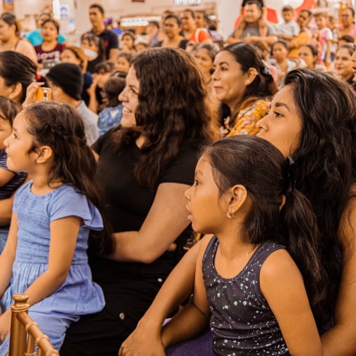 PVT Inmobiliaria Un regalo, una sonrisa